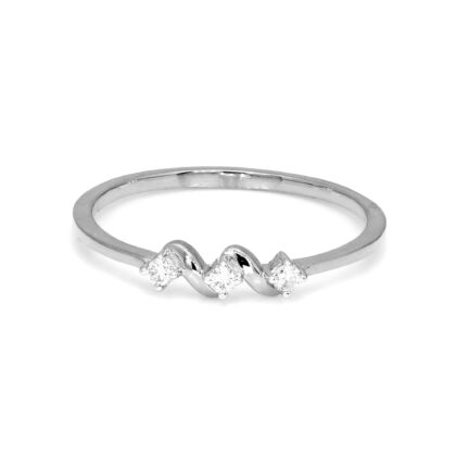 bague en or blanc 9ct (375/1000) et diamants 0.07 cts (couleur h, purete p1)